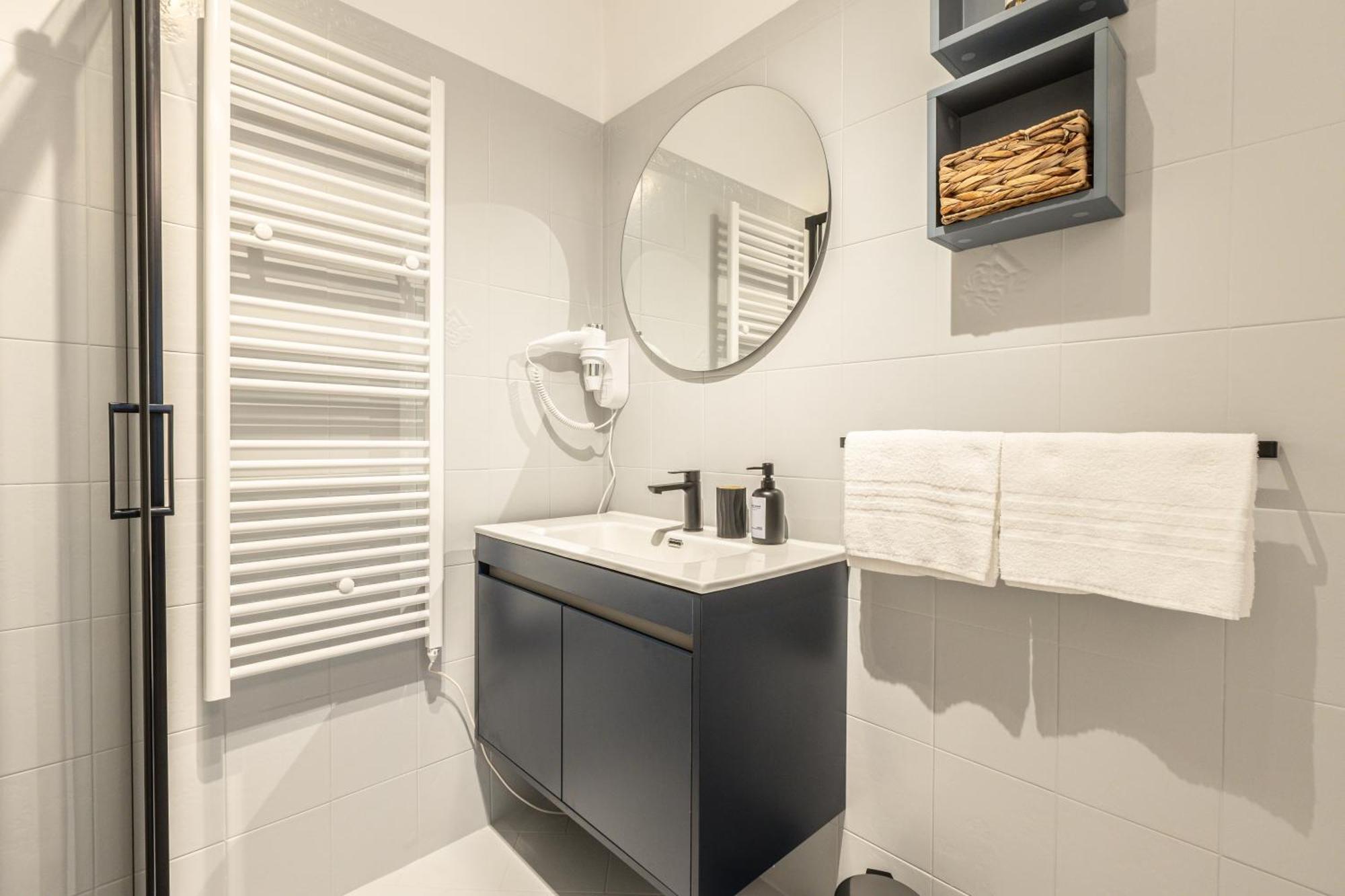 Piazza Unita D'Italia - Jr Suite Con Ac - Wi Fi - Park Convenzionato 트리에스테 외부 사진